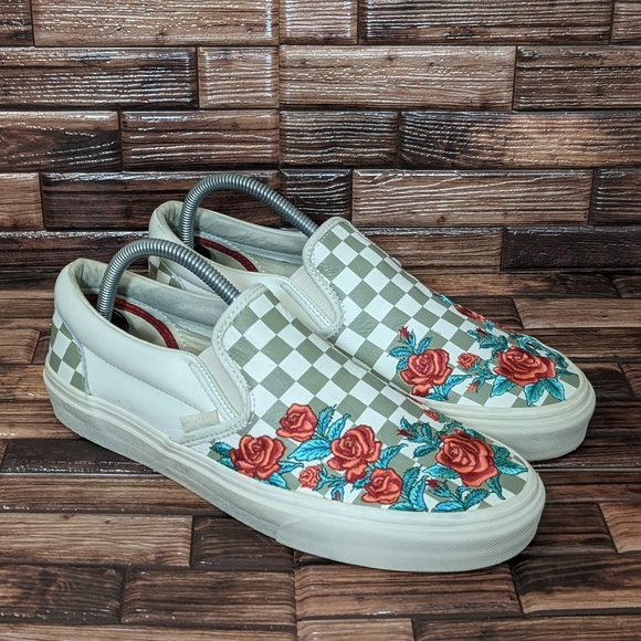Vans Shoes - Vans Rose Emroidery Slip On Marshmallow- Men's 8.5